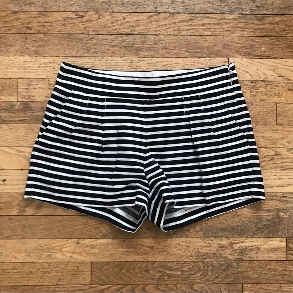 Black and white pleated trouser shorts